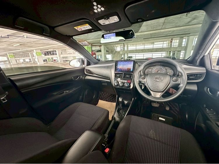 Toyota Yaris 2020 1.2 Entry Sedan เบนซิน ไม่ติดแก๊ส เกียร์อัตโนมัติ ขาว รูปที่ 3