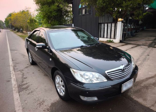 รถ Toyota Camry 2.4 Q สี ดำ