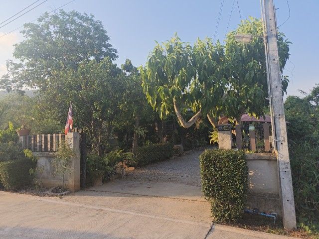 อื่นๆ มีบางส่วน สร้างเสร็จก่อน 2010 ใช่ บ้านสภาพมือสองด่วน รูปที่ 4