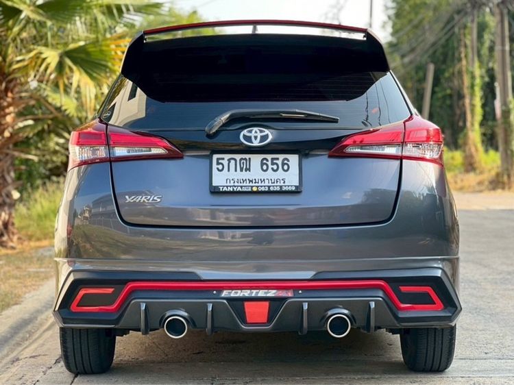 Toyota Yaris 2020 1.2 High Sedan เบนซิน ไม่ติดแก๊ส เกียร์อัตโนมัติ เทา รูปที่ 3