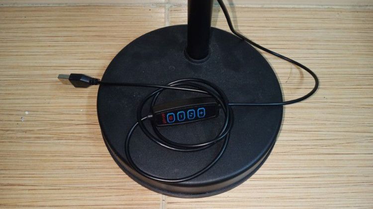 ไฟไลฟ์สด วงแหวน

ขนาดไฟ: เส้นผ่านศูนย์กลางประมาณ 26 เซนติเมตร (10 นิ้ว)  รูปที่ 3