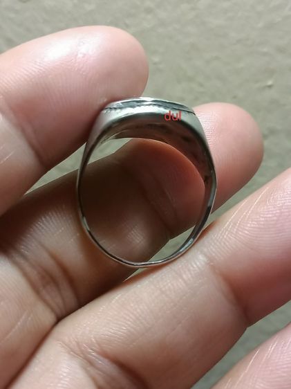 แหวนตราโล่เนื้อเงิน หลวงพ่อมุ่ย วัดดอนไร่ ไทยแลนด์เป็นผผู้ผลิต ลงยาแดงเต็มสวยมาก  THAILAND MADE IN สภาพสวย เจ้าของเดิมใช้รักษาดีมาก 62-64 รูปที่ 8