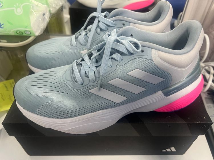 รองเท้า Adidas ของแท้
