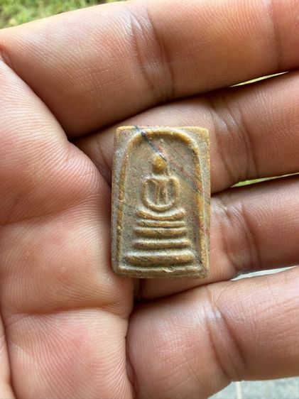 พระเครื่องคณาจารย์ รูปที่ 3