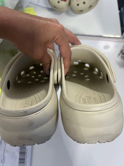 รองเท้า CROCS ของแท้ รูปที่ 6
