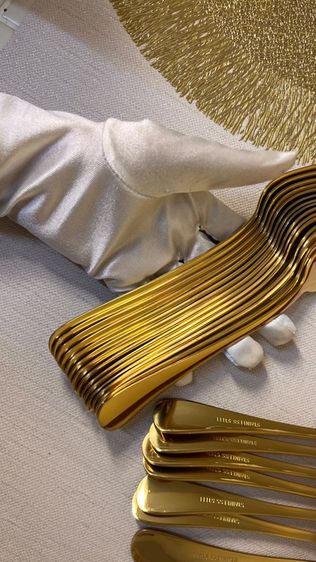 ช้อนส้อมสีทอง รูปที่ 3