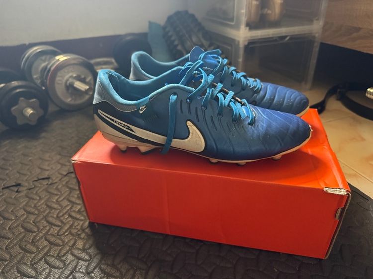 รองเท้าสตั๊ดNike รูปที่ 2