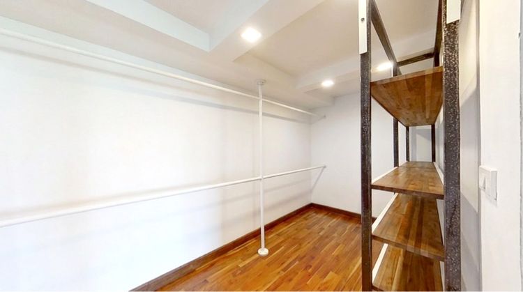 ตกแต่งครบ สร้างเสร็จก่อน 2010 ไม่อนุญาต ไม่ใช่ DLV Thonglor 20 Duplex รูปที่ 4