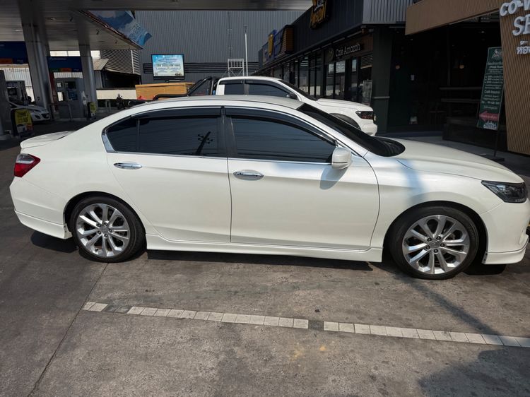 Honda Accord 2015 2.0 E Sedan เบนซิน เกียร์อัตโนมัติ ขาว รูปที่ 2