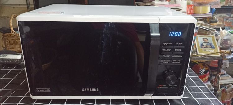 เตาไมโครเวฟ  SAMSUNG. 23. ลิตร  สภาพดี ระบบดิจิตอล   แสดงตัวเลขสีฟ้าสวย  มีปุ่ม  Quick  start  