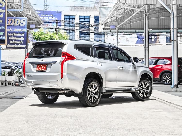 Mitsubishi Pajero Sport 2017 2.4 GLS LTD Utility-car ดีเซล เกียร์อัตโนมัติ บรอนซ์เงิน รูปที่ 2