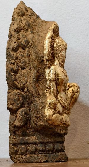 พระบูชา9×6นิ้ว ปิดทองลงกรุ เจดีย์ทอง หริภุณไชย รูปที่ 4