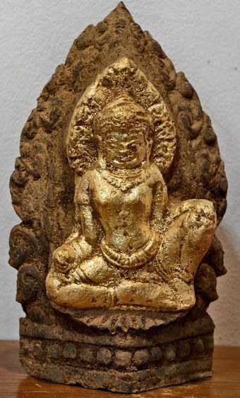 พระบูชา9×6นิ้ว ปิดทองลงกรุ เจดีย์ทอง หริภุณไชย