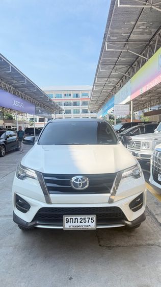 Toyota Fortuner 2020 2.8 TRD Sportivo 4WD Utility-car ดีเซล ไม่ติดแก๊ส เกียร์อัตโนมัติ รูปที่ 3