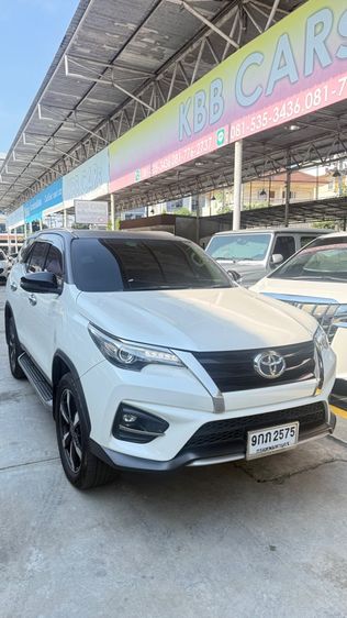 Toyota Fortuner 2020 2.8 TRD Sportivo 4WD Utility-car ดีเซล ไม่ติดแก๊ส เกียร์อัตโนมัติ รูปที่ 4