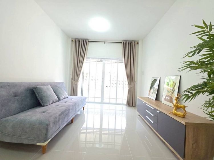 หมู่บ้านอีสเทิร์นแลนด์3  รูปที่ 4