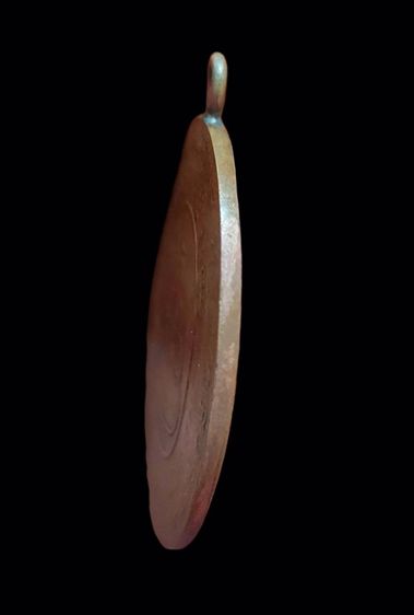 เหรียญหลวงพ่อหรุ่นรุ่นแรก เก้ายอดวัดอัมพวัน กทม  รูปที่ 2