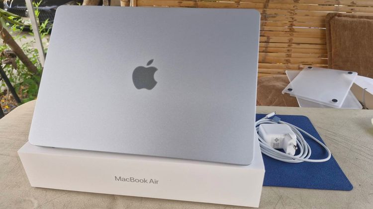 MacBook Air 13.6-inch M4 2025 Ram16GB SSD256GB SkyBlue apple care 5 September 2026 สภาพสวยเหมือนใหม่ ใช้งานน้อยมาก รูปที่ 3