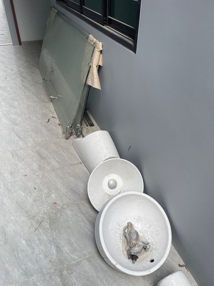 อุปกรณ์ห้องน้ำ