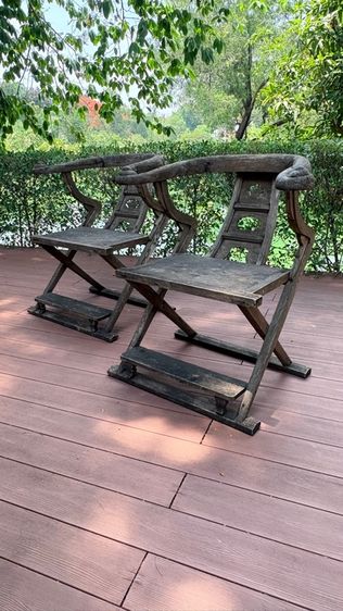 น้ำตาลเข้ม อื่นๆ อื่นๆ เก้าอี้ไม้จริงทรงจีนคลาสสิก 2 ตัว สไตล์ Chinese horseshoe chair