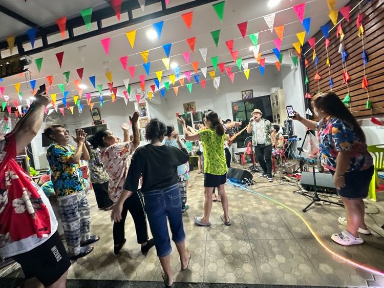 จ้างวงดนตรีหมอลำ กรุงเทพ รูปที่ 2