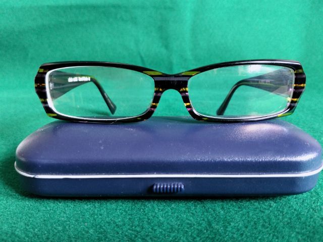 ขอขายกรอบแว่นตาแบรนด์ Alain mikli รุ่น AL 0822  แท้ ขนาด 58-15-135มม.www.mikli.com.เป็นกรอบแว่นระดับพรีเมี่ยมสภาพยังใหม่มากไม่ตำหนิ รูปที่ 5