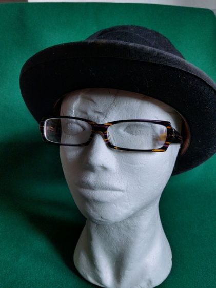 อื่นๆ แว่นสายตา ขอขายกรอบแว่นตาแบรนด์ Alain mikli รุ่น AL 0822  แท้ ขนาด 58-15-135มม.www.mikli.com.เป็นกรอบแว่นระดับพรีเมี่ยมสภาพยังใหม่มากไม่ตำหนิ