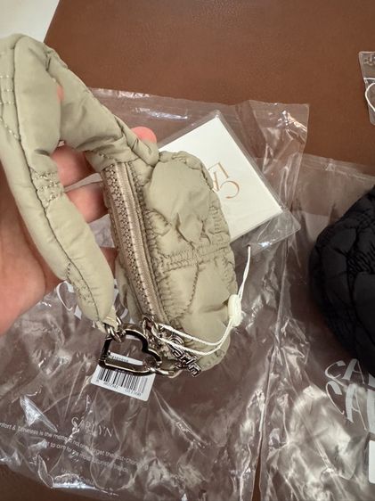  Carlyn (คาลิน)  แท้พร้อมส่ง ของใหม่ รูปที่ 4