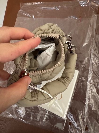  Carlyn (คาลิน)  แท้พร้อมส่ง ของใหม่ รูปที่ 6