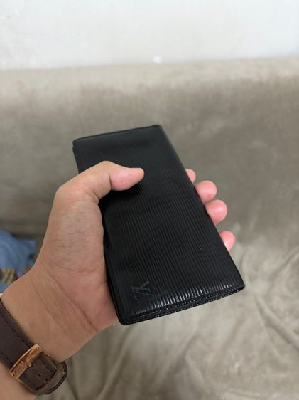 กระเป๋าสตางค์ LV EPI รูปที่ 4