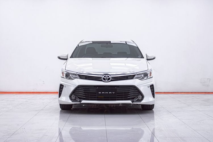 Toyota Camry 2017 2.0 G Extremo Sedan เบนซิน ไม่ติดแก๊ส เกียร์อัตโนมัติ ขาว รูปที่ 4