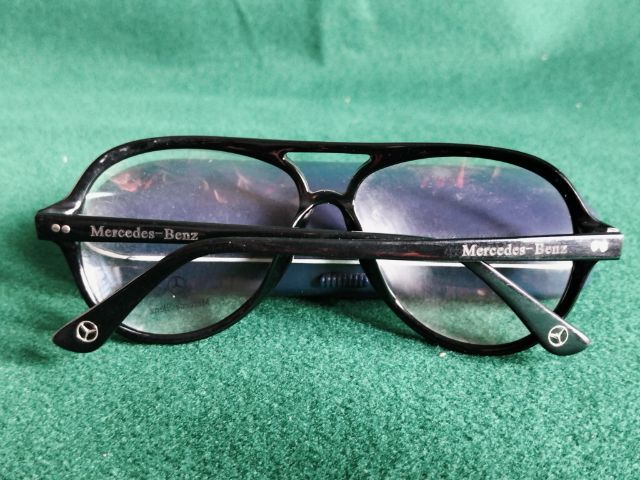 ขอขายกรอบแว่นตาแบรนด์ Mercedes- Benz รุ่น MB028 แท้ ขนาด 59-14-140มม.สภาพไม่ผ่านการใช้งานเก่าเก็บสภาพยังใหม่ไม่มีตำหนิ รูปที่ 10