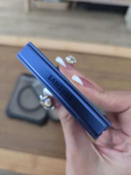 Samsung Galaxy Z Flip7 สีน้ำเงิน RAM 12GB  ROM 256GB รูปที่ 3