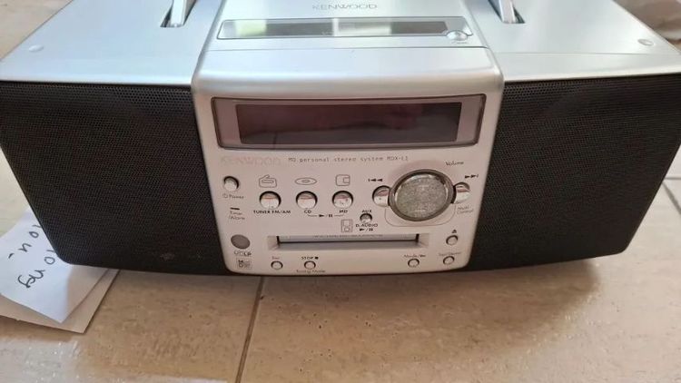 เครื่องเล่น CD MD ยี่ห้อKenwood