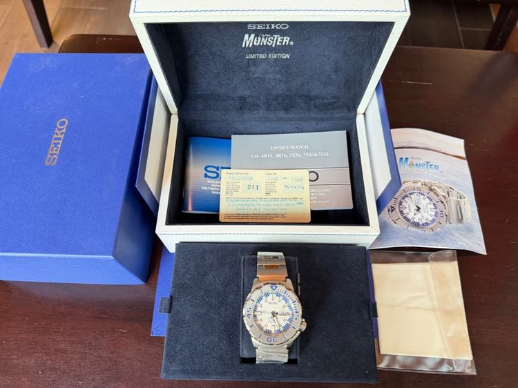 นาฬิกา นาฬิกาข้อมือ Seiko Snow Monster Limited Edition Men's Watch รุ่น SKZ331K1 มือ 1
