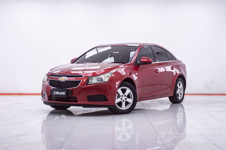 รถ Chevrolet Cruze 1.8 LS สี แดง