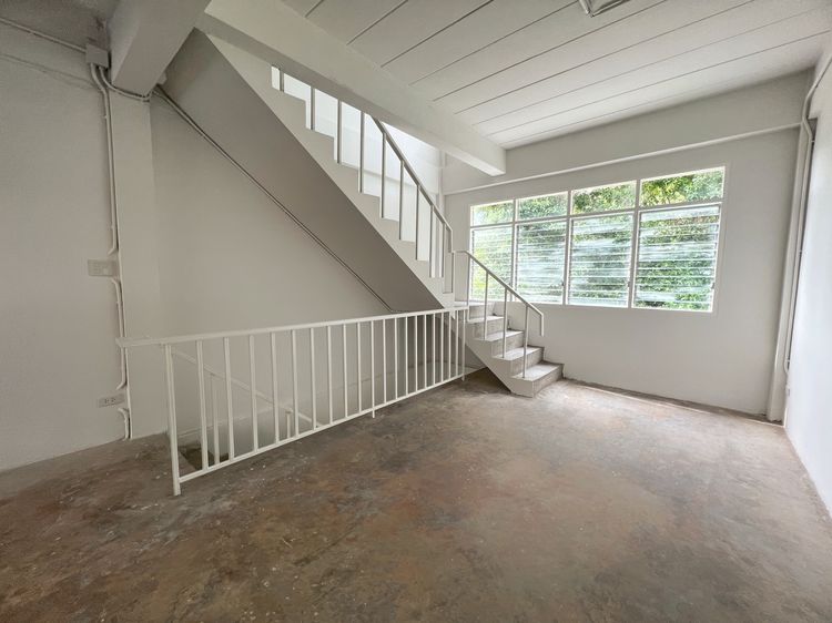 ขาย-เช่า ตึกแถว 3 ชั้น รามอินทรา ลาดปลาเค้า ใกล้รถไฟฟ้าสายสีชมพู รูปที่ 4