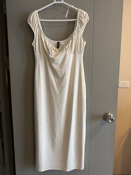 เสื้อผ้า pomelo hm uniqlo