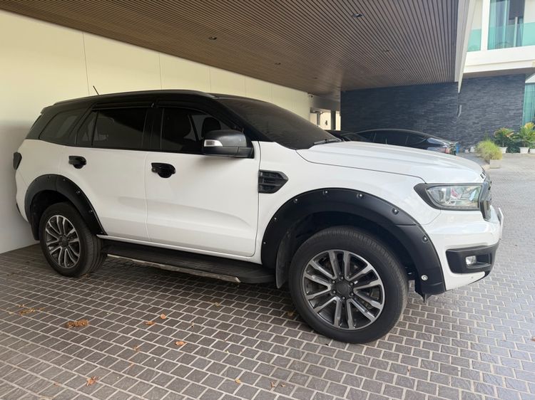 Ford Everest 2020 2.0 Titanium Plus 4WD Utility-car ดีเซล เกียร์อัตโนมัติ ขาว รูปที่ 3