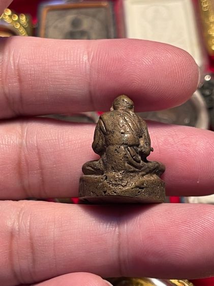 รูปหล่อหลวงพ่อกลั่นวัดพระญาติ รูปที่ 2