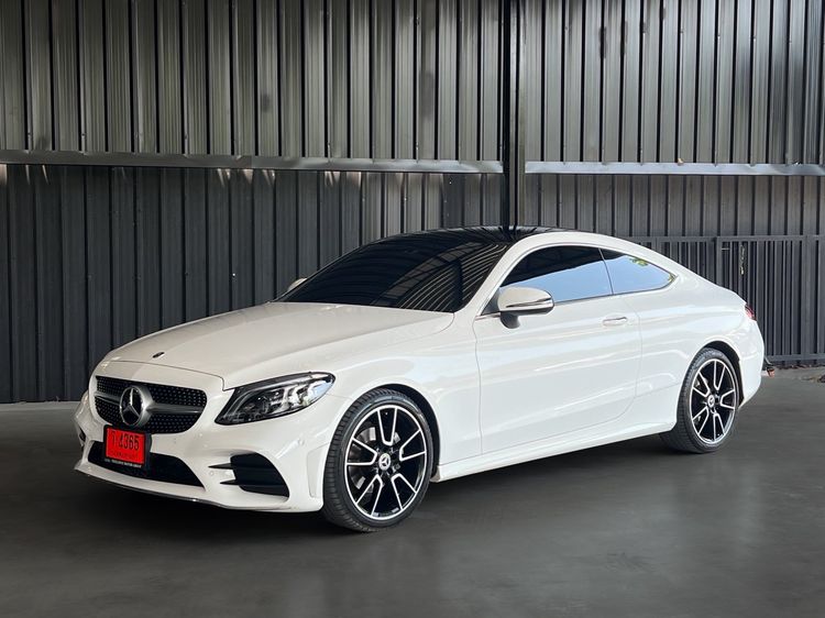 รถ Mercedes-Benz C-Class C200 สี ขาว