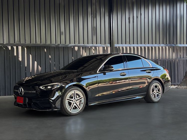 Mercedes-Benz C-Class 2023 C350e Sedan ปลั๊กอินไฮบริด (PHEV) ไม่ติดแก๊ส เกียร์อัตโนมัติ ดำ