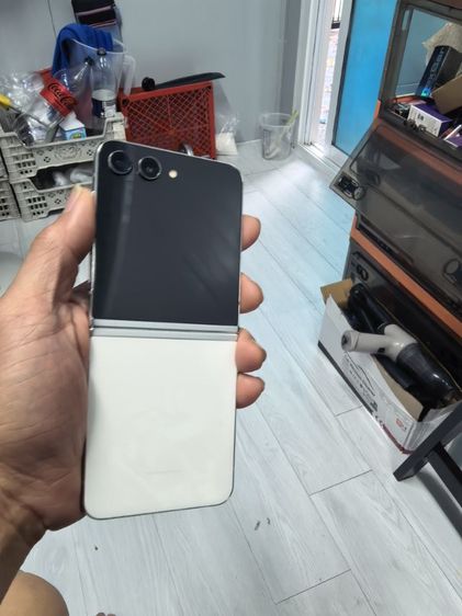 Samsung galaxy z flip 5