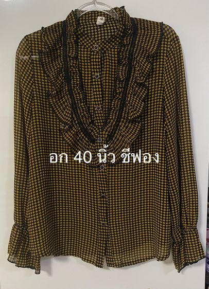 เสื้อผ้าจากตู้ สภาพดี รูปที่ 6