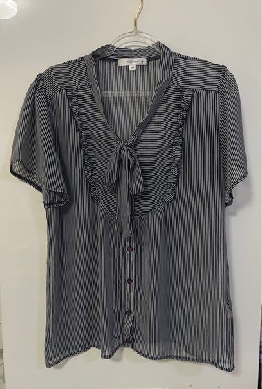 เสื้อผ้าจากตู้ สภาพดี รูปที่ 14