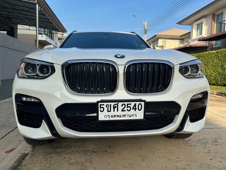 รถ BMW X3 2.0 xDrive20d M Sport สี ขาว