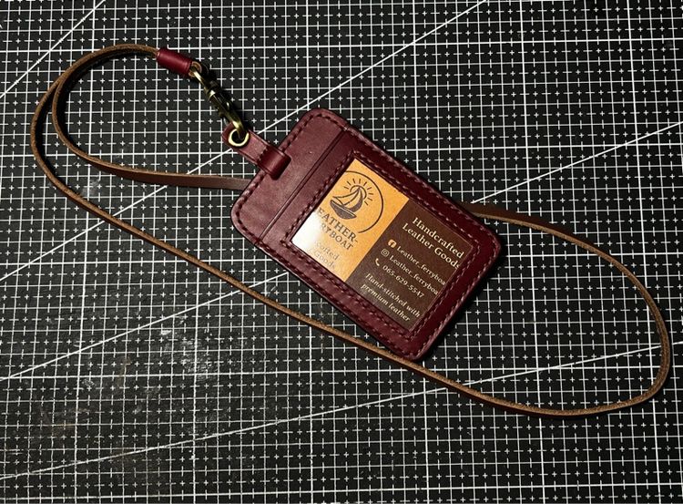 อุปกรณ์สำนักงานเบ็ดเตล็ด ที่คล้องแสดงบัตรพนักงาน หรือใส่คีย์การ์ดคอนโด