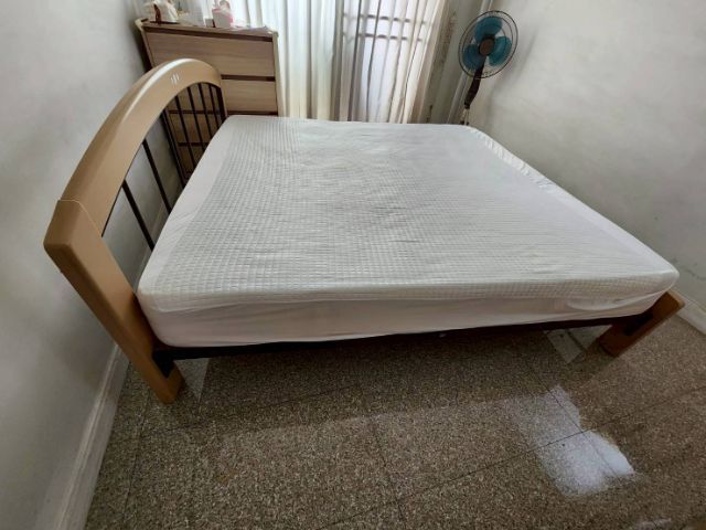 ( ถูกๆ) เตียงบ้าน 6ฟุต พร้อมใช้งาน รูปที่ 4