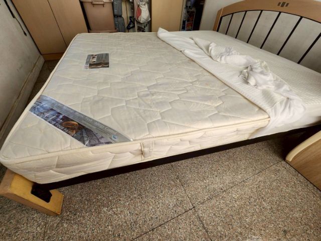 ( ถูกๆ) เตียงบ้าน 6ฟุต พร้อมใช้งาน รูปที่ 8