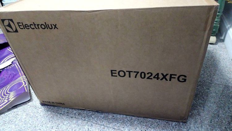 เตาอบตั้งโต๊ะ Electrolux 70ลิตร พร้อมฟังก์ชั่น AirFry ใหม่ยังไม่แกะกล่อง